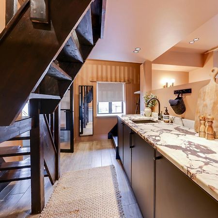 Apartments For Two In Brand New Luxury Rural Farmhouse Escape ラムズボトム エクステリア 写真