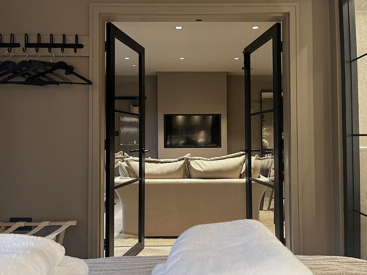 Apartments For Two In Brand New Luxury Rural Farmhouse Escape ラムズボトム エクステリア 写真