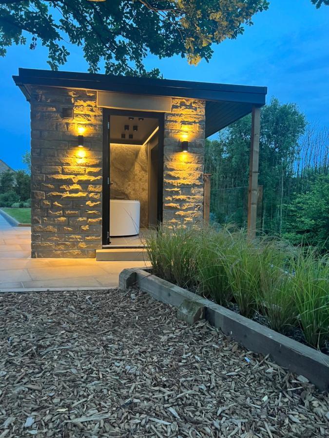 Apartments For Two In Brand New Luxury Rural Farmhouse Escape ラムズボトム エクステリア 写真