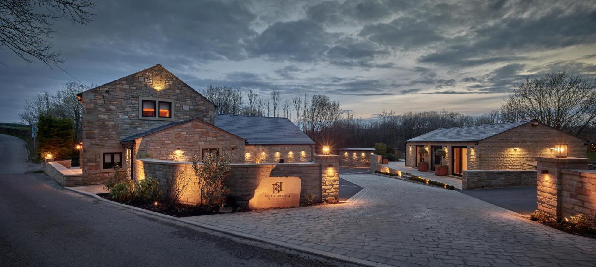 Apartments For Two In Brand New Luxury Rural Farmhouse Escape ラムズボトム エクステリア 写真