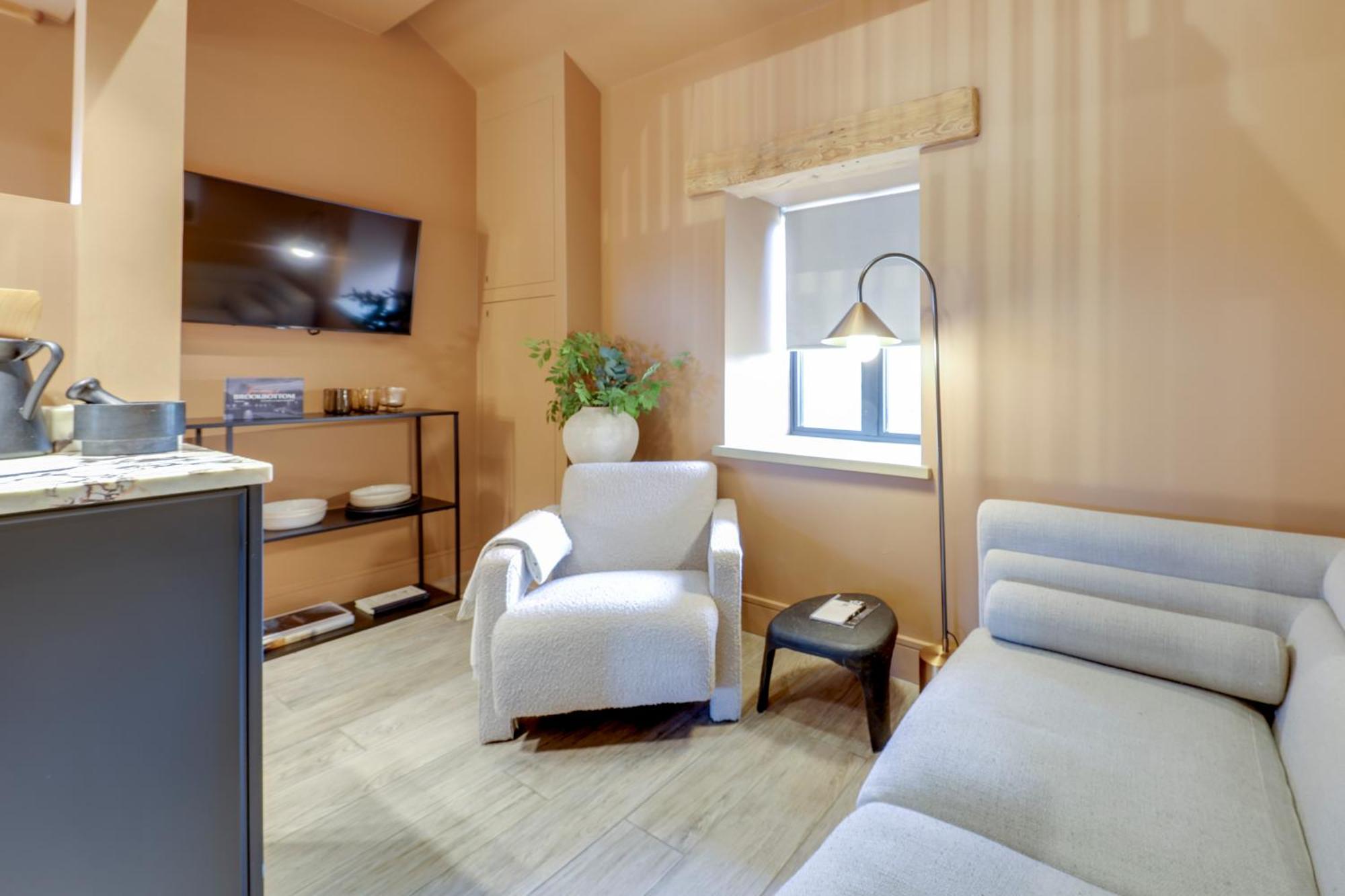 Apartments For Two In Brand New Luxury Rural Farmhouse Escape ラムズボトム エクステリア 写真