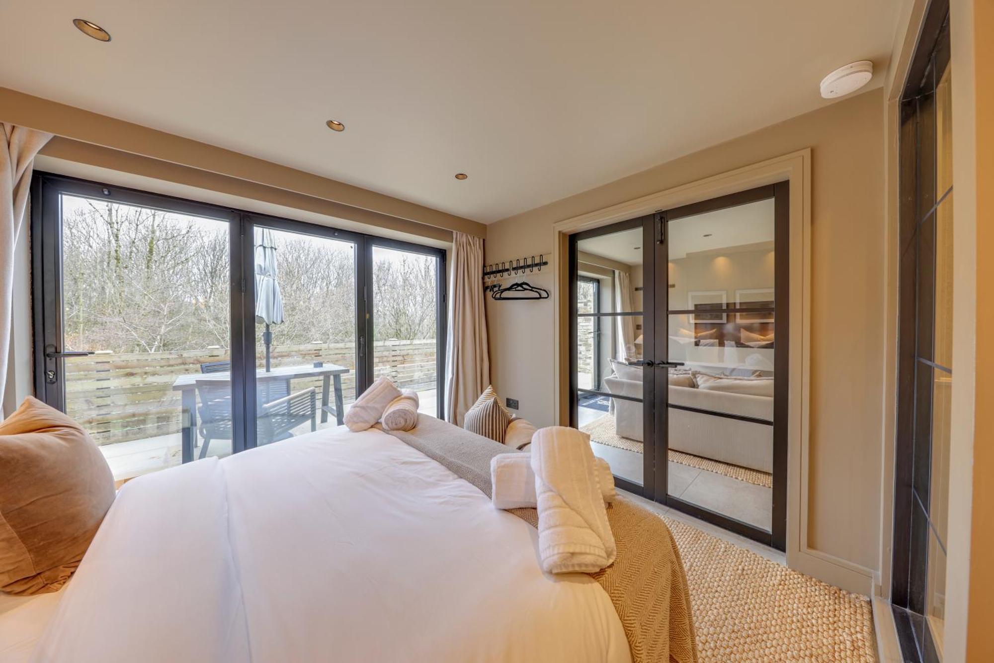 Apartments For Two In Brand New Luxury Rural Farmhouse Escape ラムズボトム エクステリア 写真